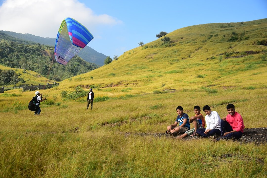 Kamshet Paragliding Training Temple Pilots